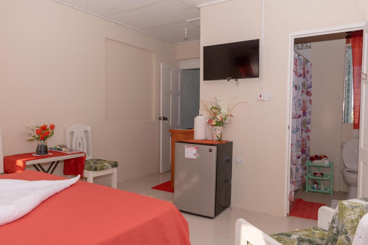 Edtricias Apartments Christ Church Zewnętrze zdjęcie
