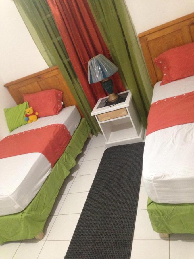 Edtricias Apartments Christ Church Zewnętrze zdjęcie