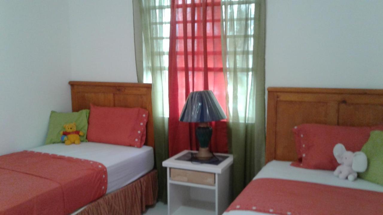 Edtricias Apartments Christ Church Zewnętrze zdjęcie